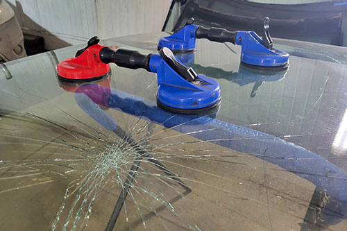 Showcase your windshield repair or replacement services to local Regina and surrounding area customers.