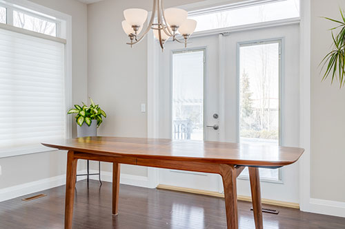 Advertise your Regina area furniture sales and repair services to local customers.