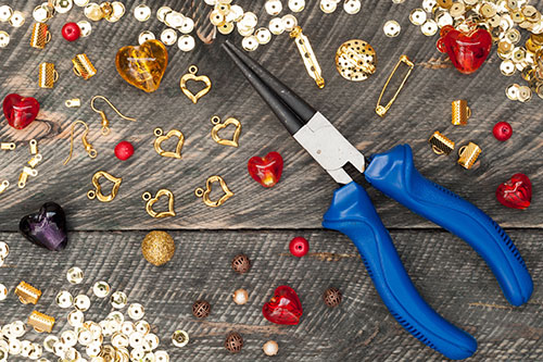 Showcase your Regina area hand-made jewellery business to local Airdrie area customers.